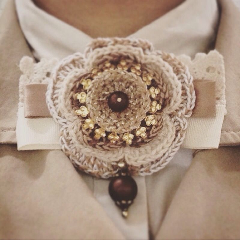 Handmade fashion brooch