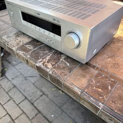 Yamaha Receiver 