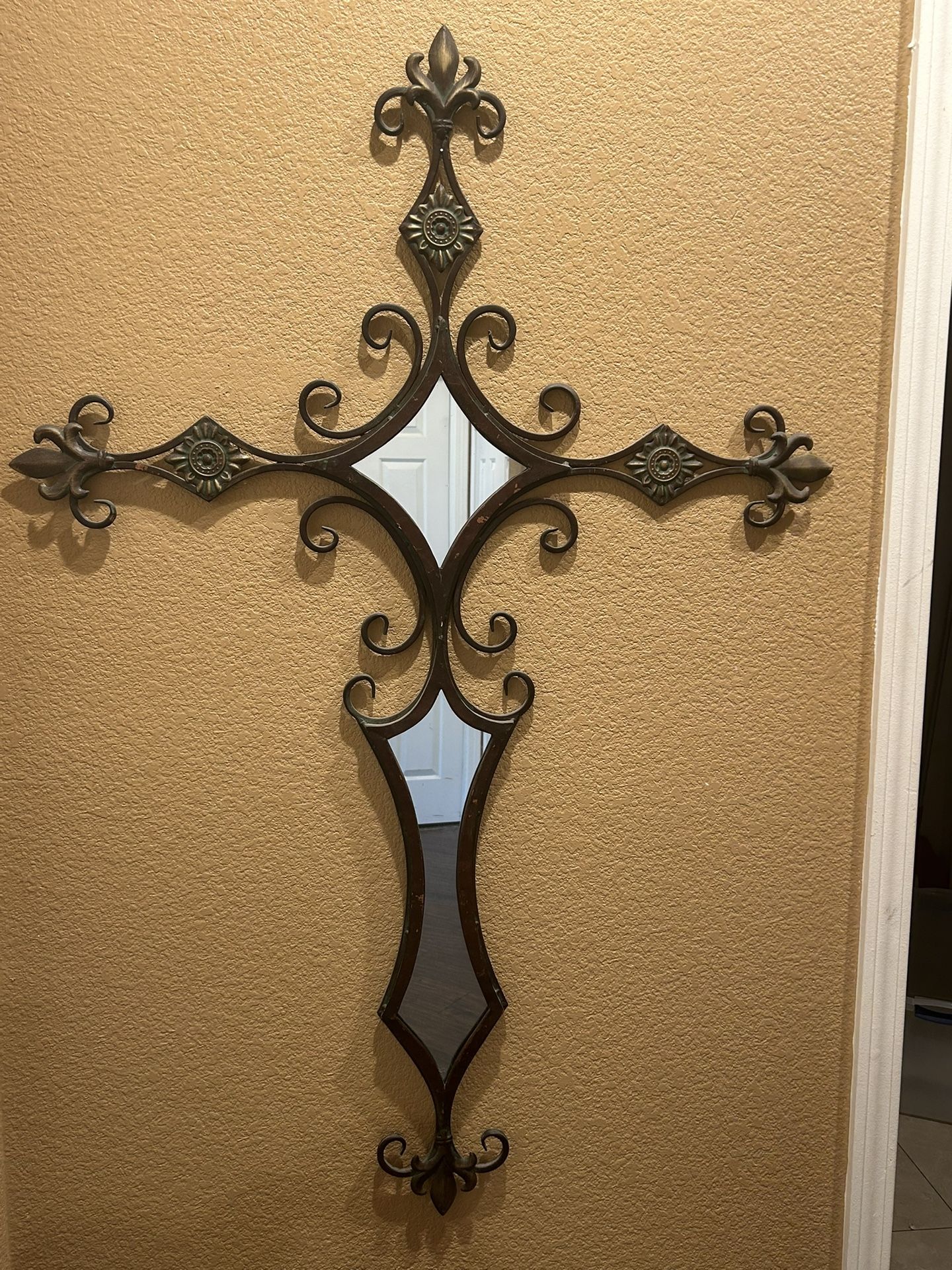 Cross / Mirror Wall decoration.