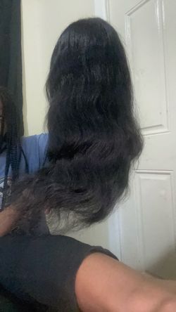 Black Body Wave Glueless Lace Front Wig ones used once