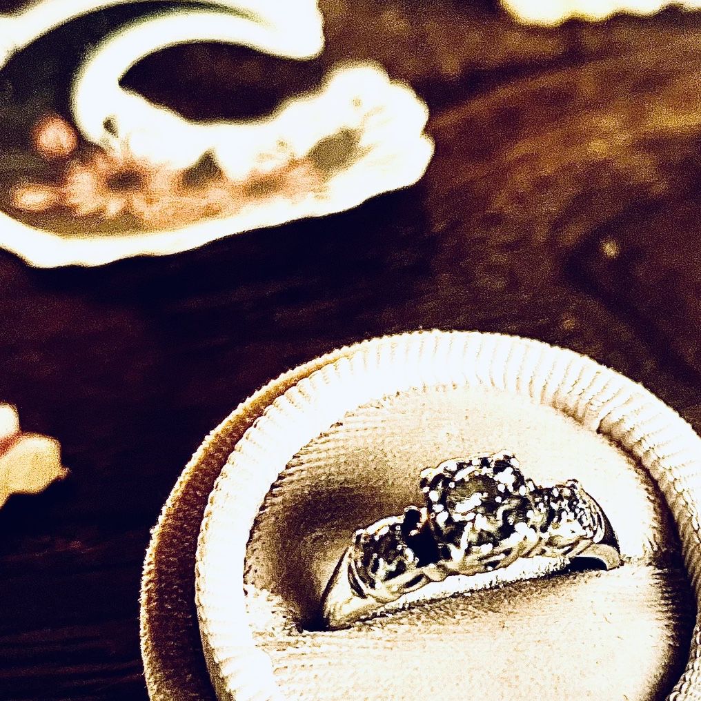 White Gold & Diamond Vintage Style Wedding Ring 