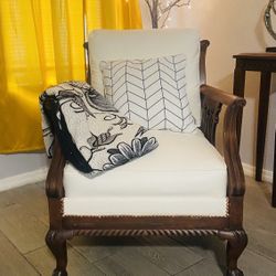 Accent Chair 