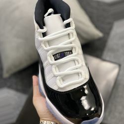 Jordan 11 oncord