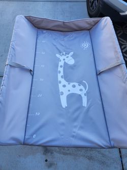 Changing Table With Measurment . Folds For Easy Pack N Go N Storage. And 7 New Packs Of Pamper Baby wipes 72 Count. Retails For $4 Ea.. $75