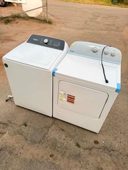 Whirlpool washer and dryer laundry