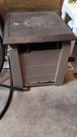 Hose box
