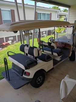 E-Z-Go shuttle six-seater 48 volt golf cart