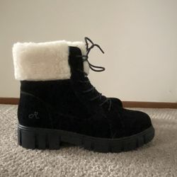 Religious Comfort Faux Fur Waterproof Boots