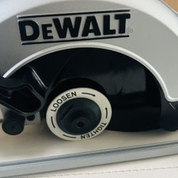 FLASH SALE⚡️🔥20v Dewalt Cordless Circular Saw Dcs393 Bare Tool