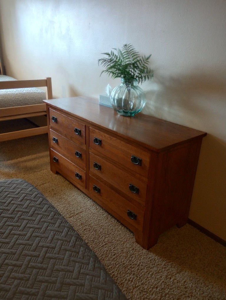 6 Drawer Low Boy Dresser Wood W/ Cedar In Top 2 Drawers