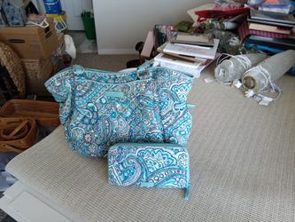 Vera Bradley Purse And Wallet 