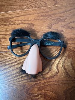 Paper Magic Group Disguise Glasses Nose Mustache Fuzzy Eyebrows Gag Gift Novelty