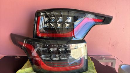 2018 RANGE ROVER SPORT LED TAIL LIGHT RIGHT AND LEFT OEM 2019 2020 2021