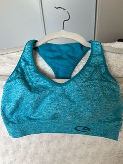 Sports bra