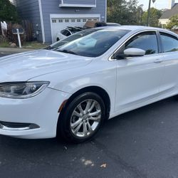 2016 Chrysler 200