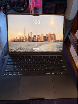 MacBook Air 13 inch 2025
