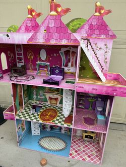 Doll House 4ft
