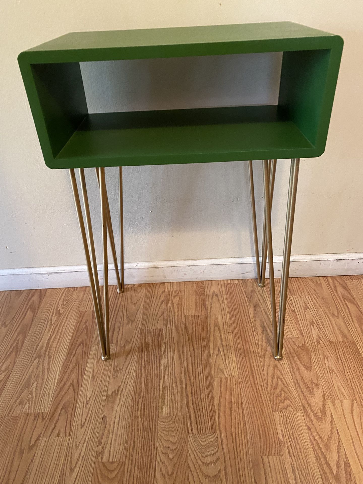 Side Table With Storage/ Read Description And Look At The Pictures