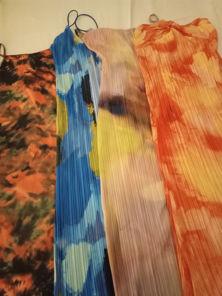 ($15)_4 piece long, maxi, ombre, spaghetti strap, combo dresses. Great condition.