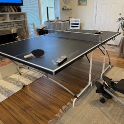 Ping Pong Table Like New