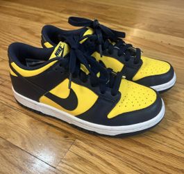 Nike Dunk Low “Michigan” 2021
