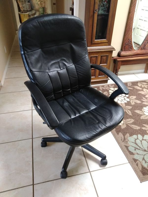 Leather Office Chair For In Albuquerque Nm Offerup Leather Office Chair Albuquerque