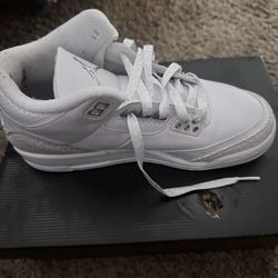 Air Jordan 3 pure white
