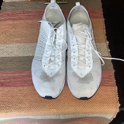 Men’s Nike Air Max FlyKnit RacerSize 12