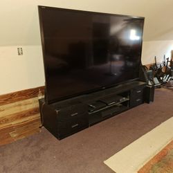 Sharp Aquos 90"tv  240hz 