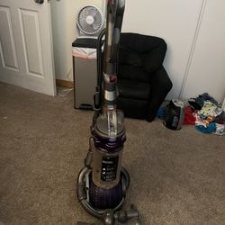 Dyson Dc25 Vacuum 