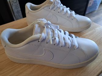 Shoes for womens white Nije sneakers