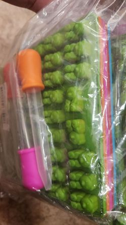 New 4 gummy bear molds