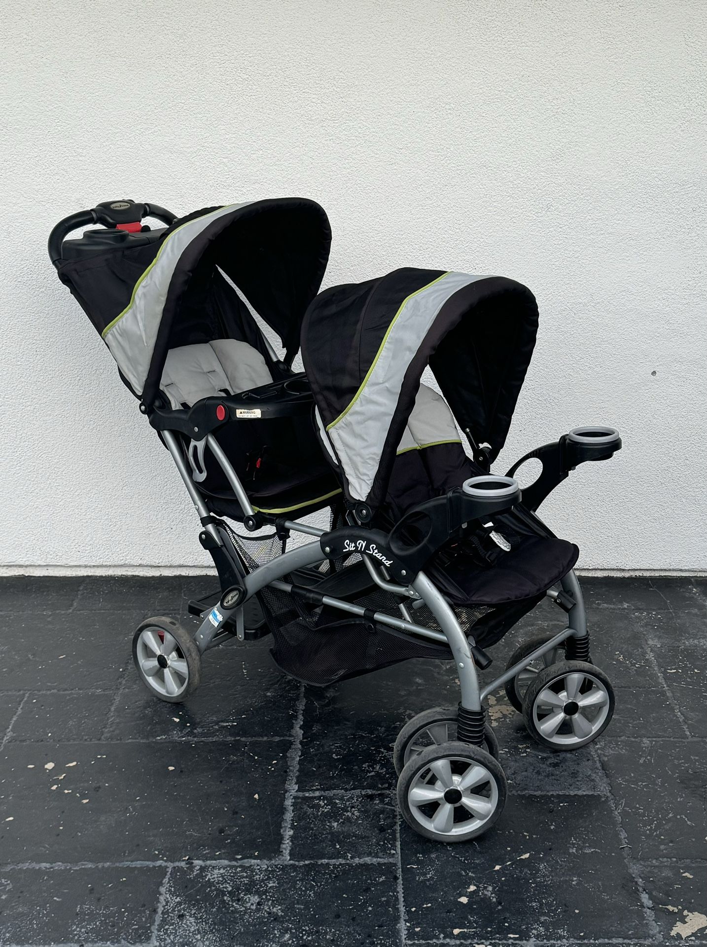 BABY TREND SIT AND STAND DOUBLE STROLLER