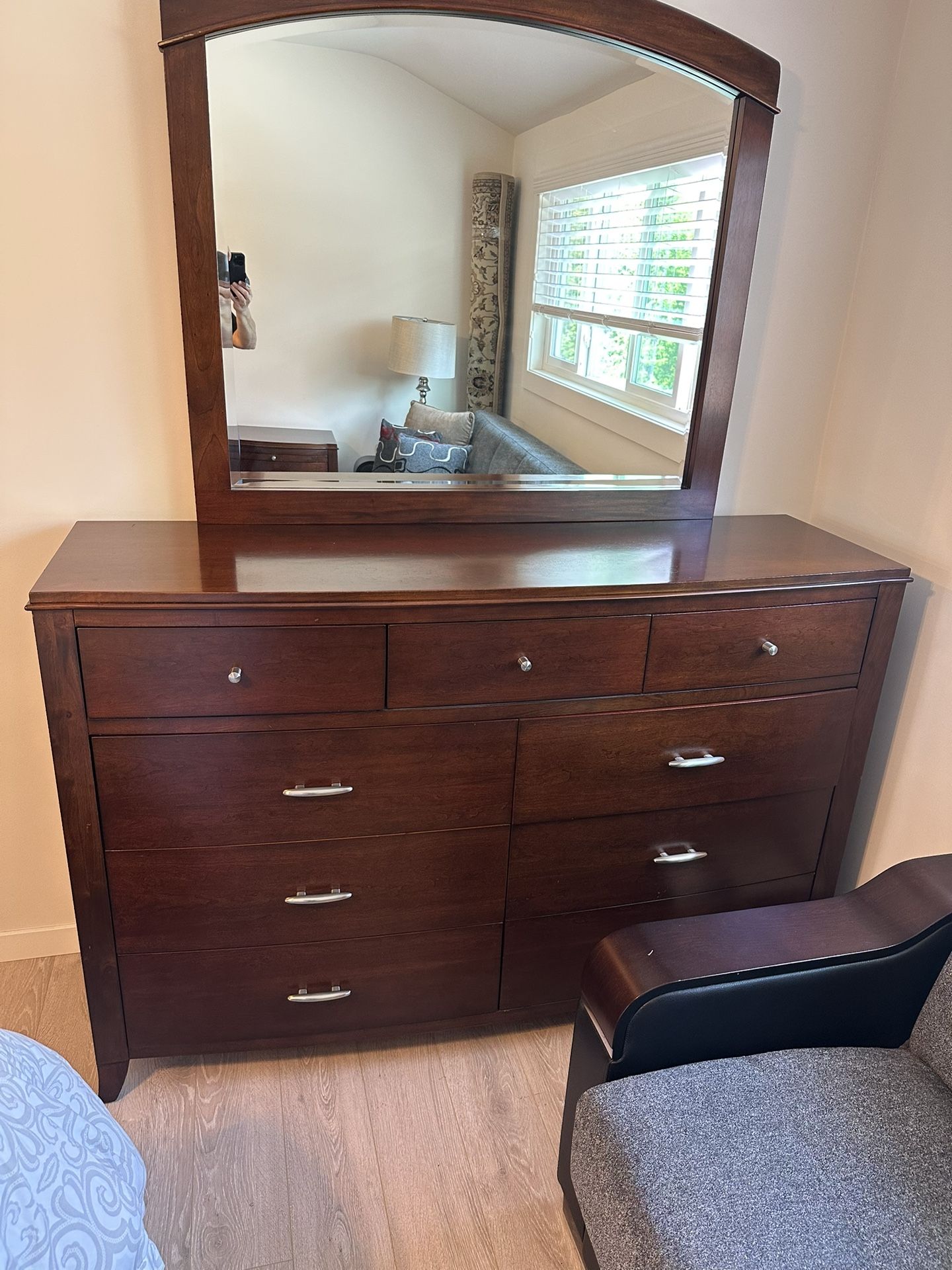 Bedroom Set Queen Size