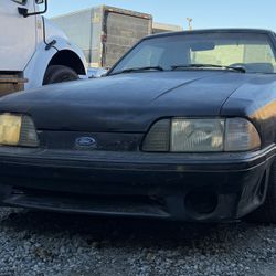1990 Ford Mustang