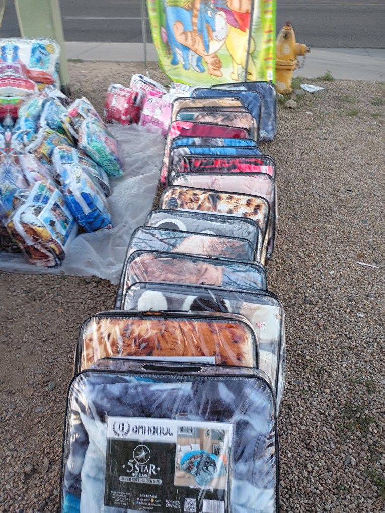 Blankets.     84 Ave Indian School.  