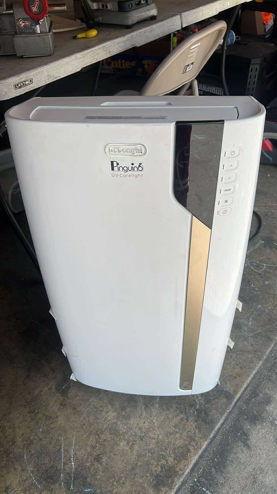 (Pickup in Upland Today) 9,000 BTU DeLonghi Pinguino Portable AC Unit (Rarely Used - Works Perfectly!)