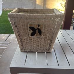 Vintage Shabby Chic Wicker Waste Paper Basket 