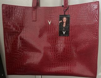 Red Tote