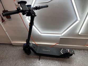 Electric scooter