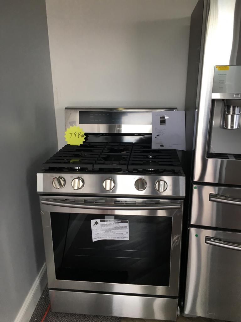 Samsung gas stove new stainless steel