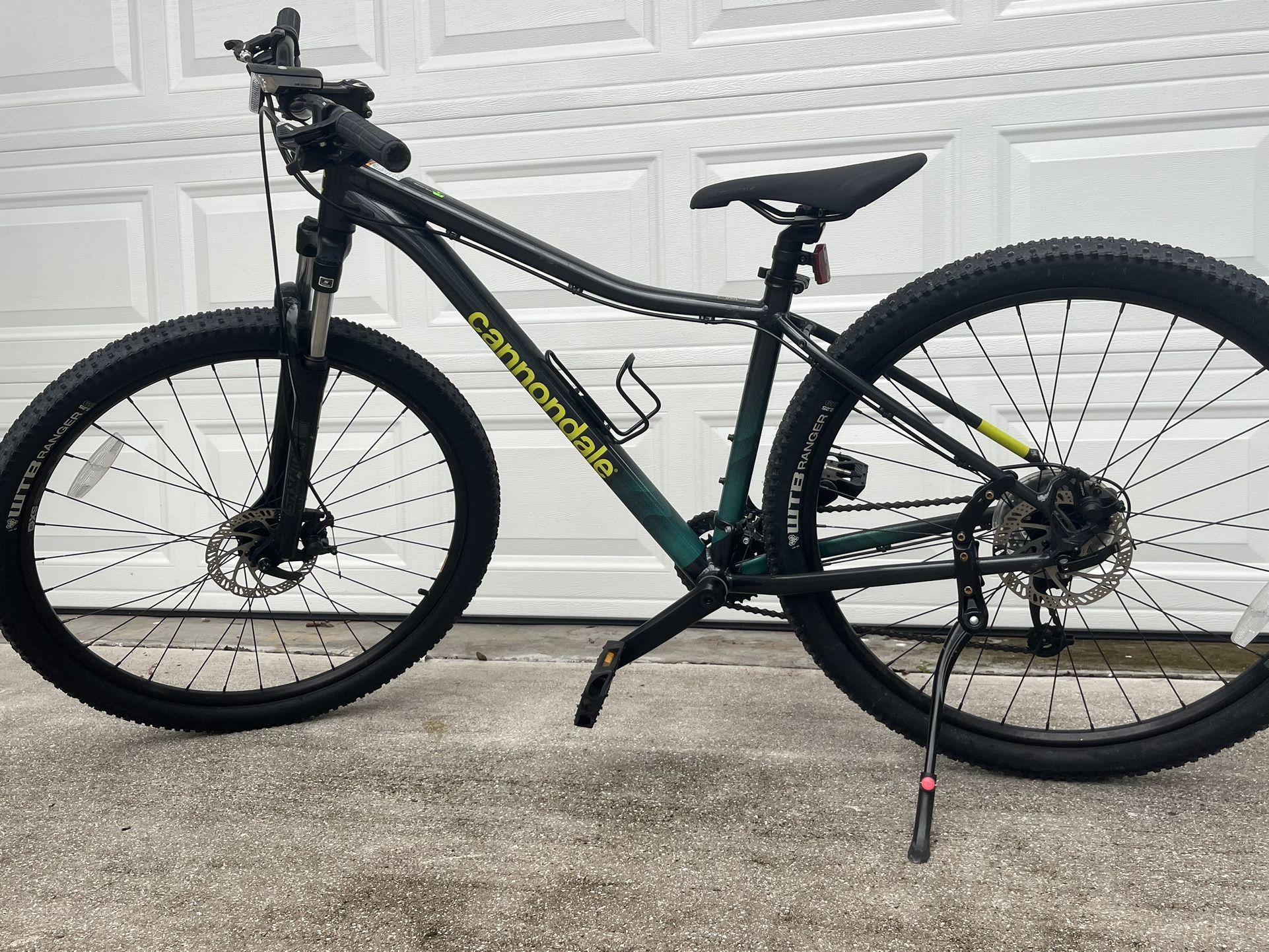 Cannondale Trail 8 Mountain Bike 29’