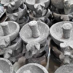 Molcajetes de Piedra Volcánica!! 🌋