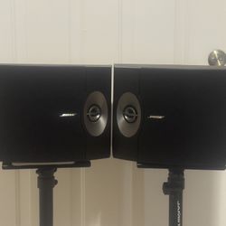 Bose 301 V Direct Speakers (Matched Pair) VGC. 