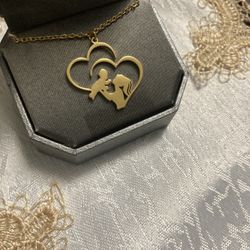 18k Gold Plated Mom And Baby Necklace 