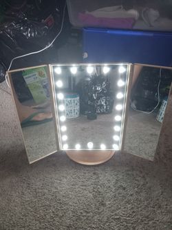 IMPRESSIONS VANITY MIRROR 