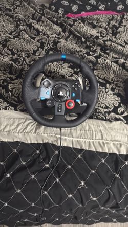 Gaming wheel brand new barely used