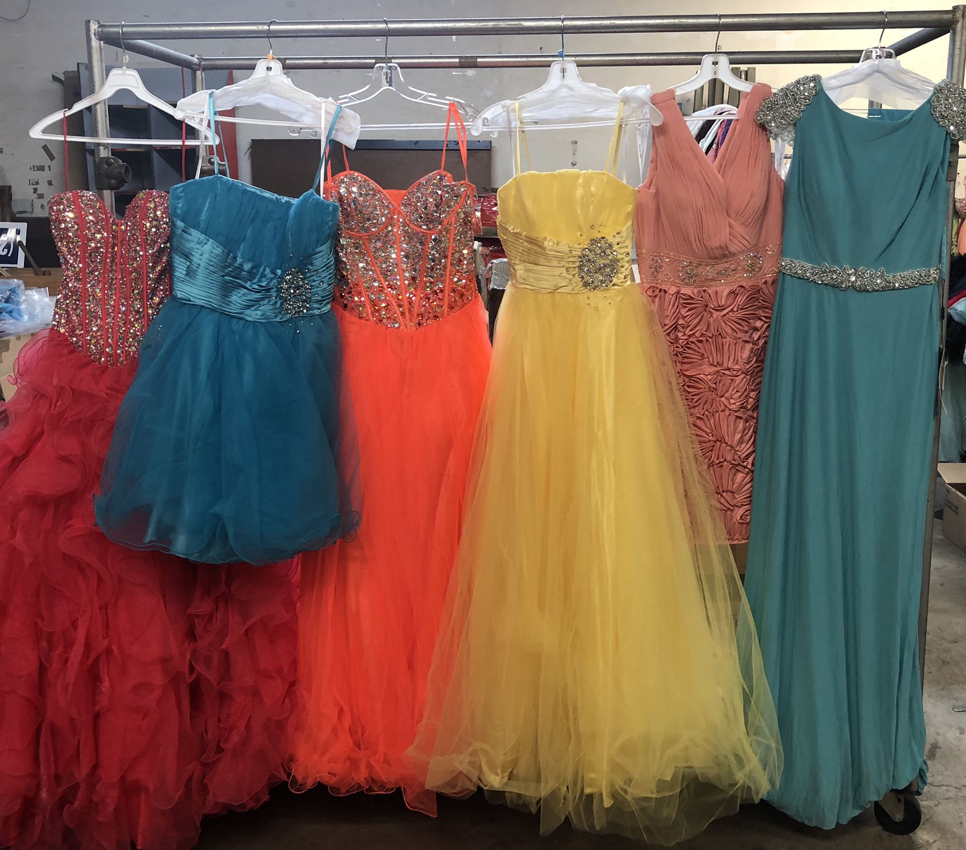NIGHT GOWNS, PROM DRESSES & BRIDESMAID DRESSES SAMPLE SALE
