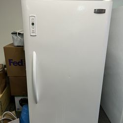 Frigidaire Freezer 