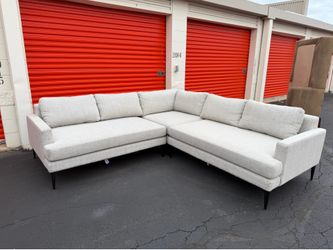 West elm gray sectional *FREE DELIVERY 🚚